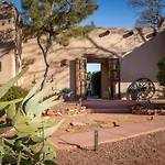 Adobe Hacienda- Dreamcatcher Suite Apts