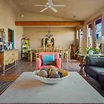 Adobe Hacienda- Dreamcatcher Suite Apts